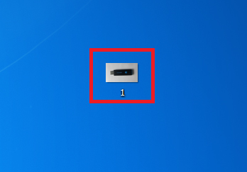USBメモリからパソコンのデスクトップに保存する事が出来ました。